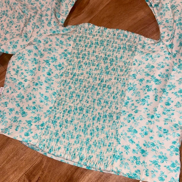 Levi's Women's Yvie Puff 3/4 Sleeve Cropped Blouse - Electric Green Floral - Picture 7 of 14